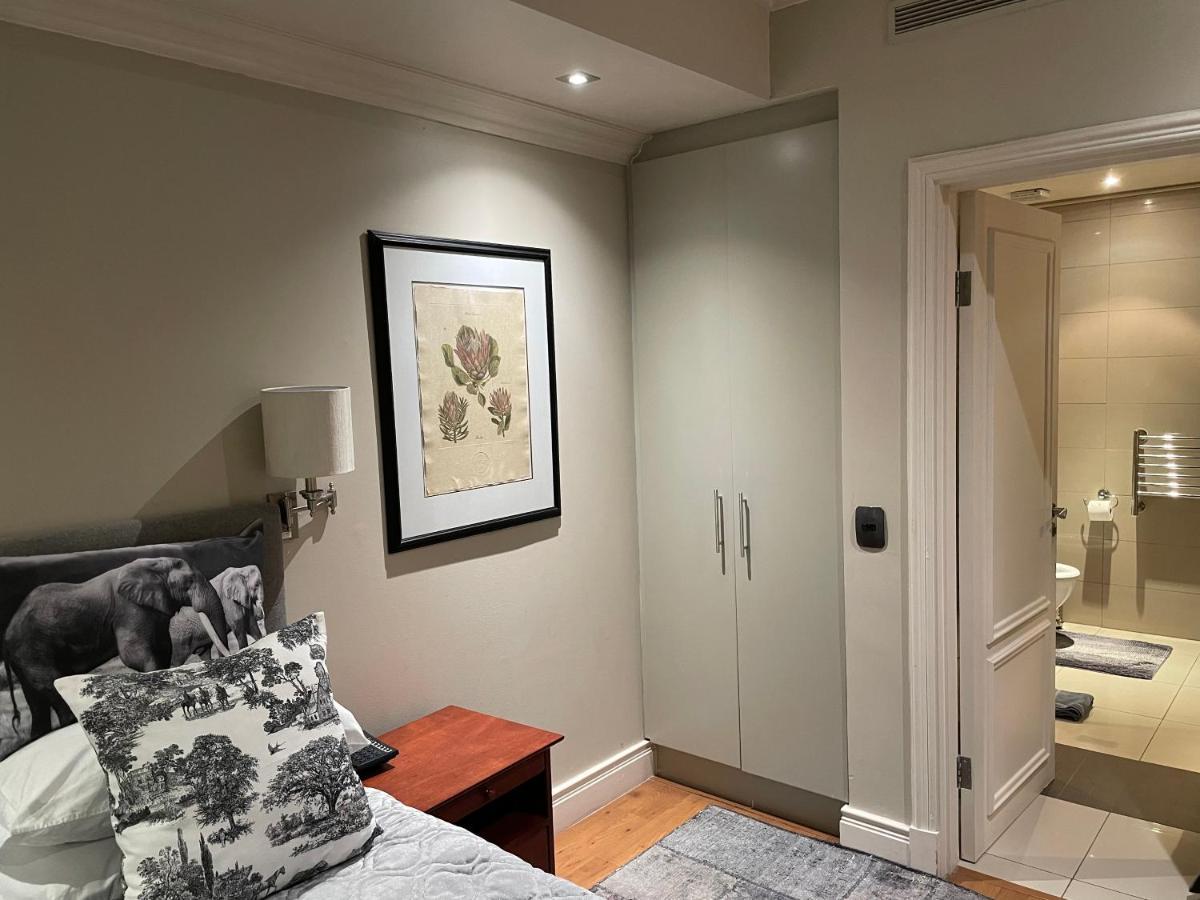 Cape Royale Apartment 810 Кейптаун Екстериор снимка